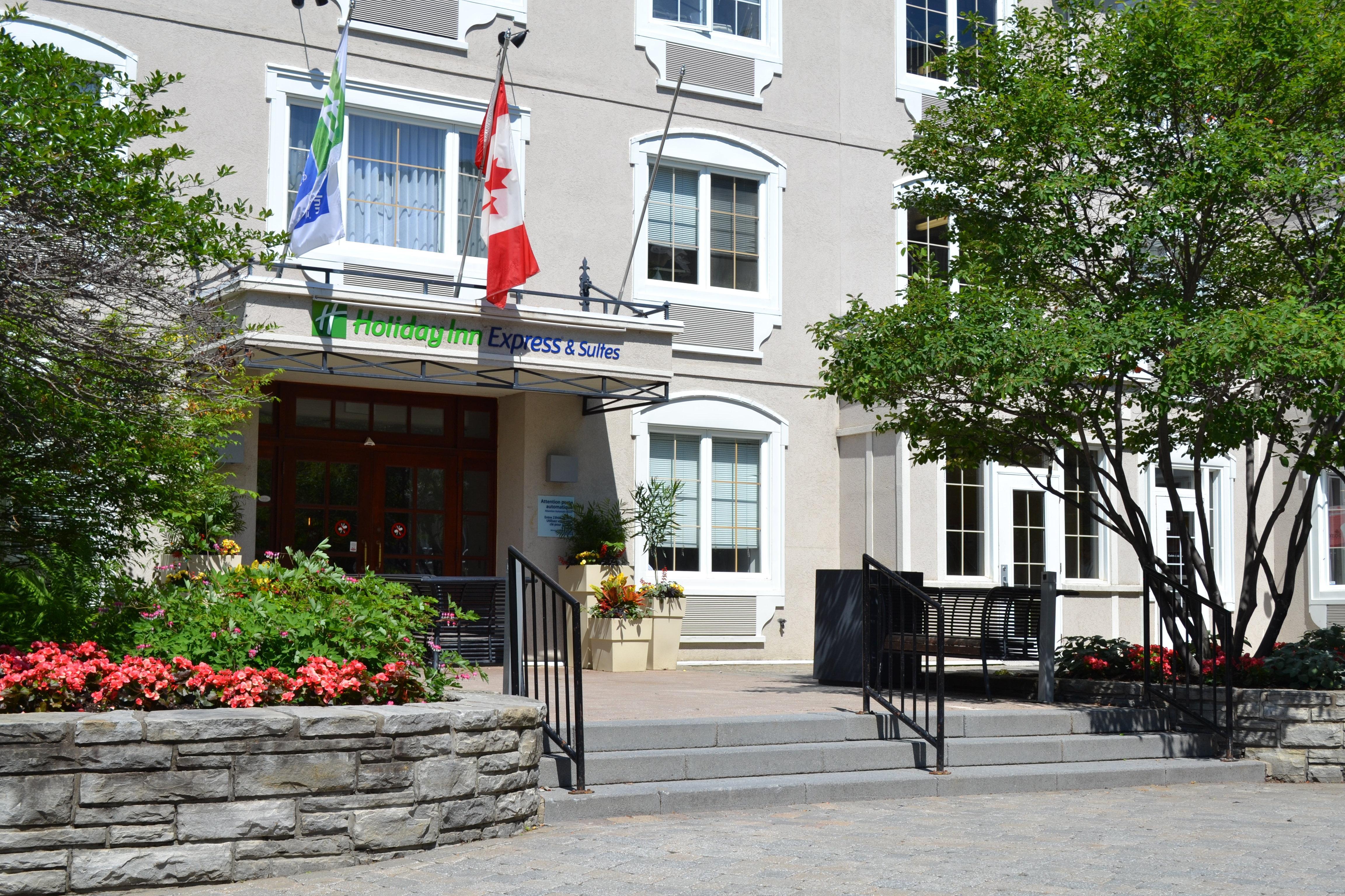 Holiday Inn Express & Suites Tremblant By Ihg Мон-Трамблан Екстер'єр фото