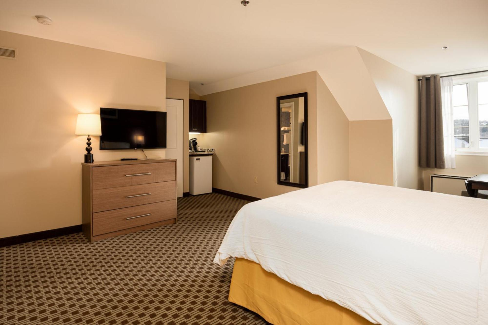 Holiday Inn Express & Suites Tremblant By Ihg Мон-Трамблан Екстер'єр фото