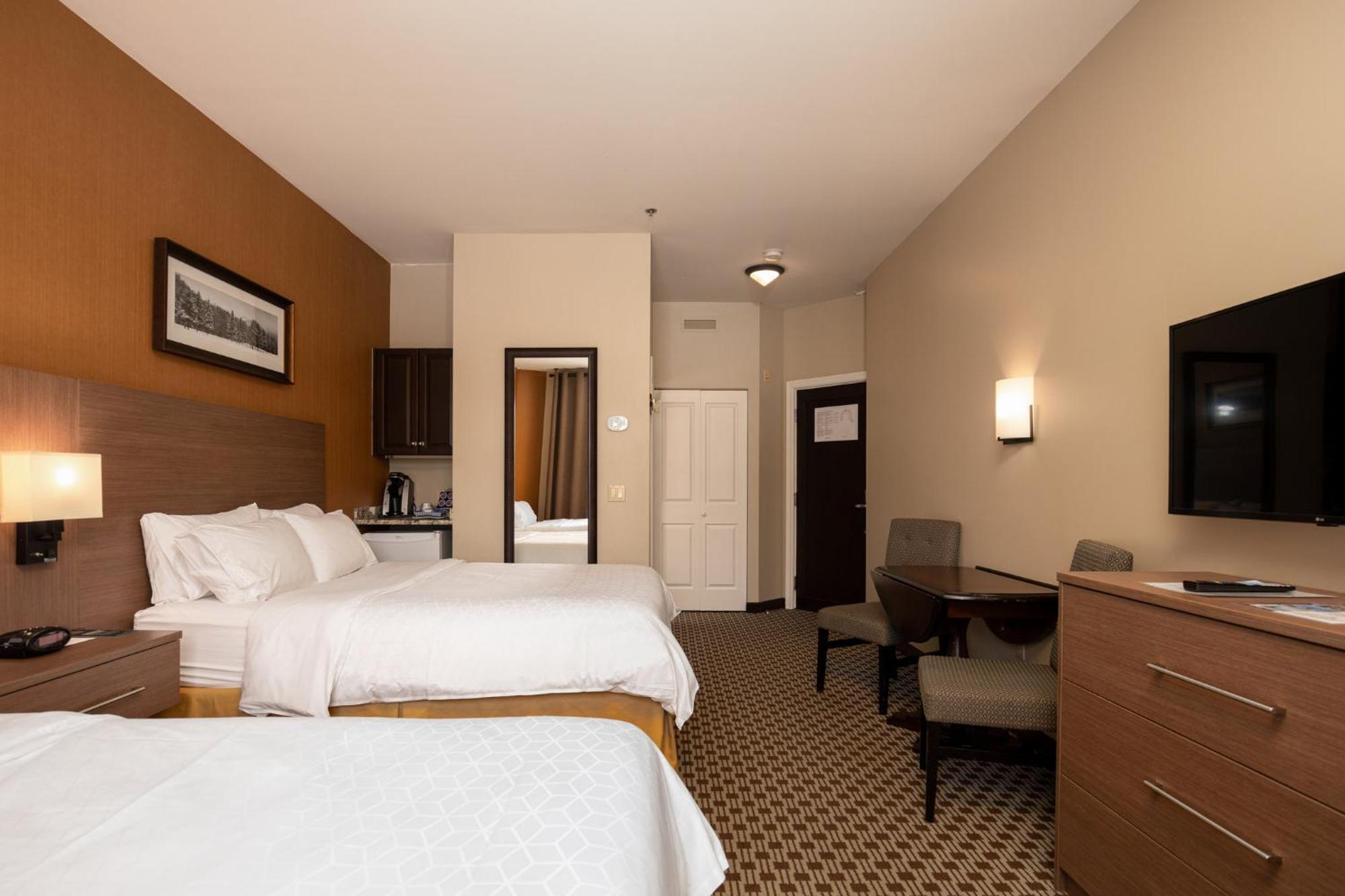 Holiday Inn Express & Suites Tremblant By Ihg Мон-Трамблан Екстер'єр фото