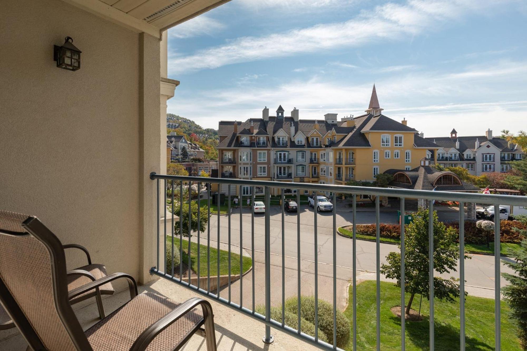 Holiday Inn Express & Suites Tremblant By Ihg Мон-Трамблан Екстер'єр фото